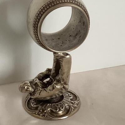 F524 Vintage Silver plated Clown Figural Napkin Ring