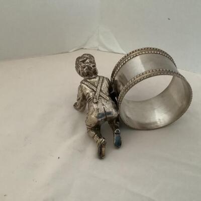 F529 Antique Silverplated Boy Crawling Napkin Ring