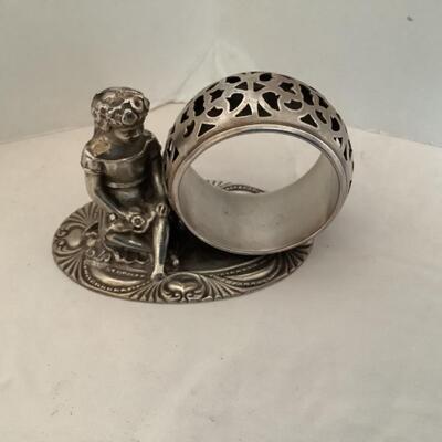 F530 Antique Silverplated Girl with Flowers Napkin Ring