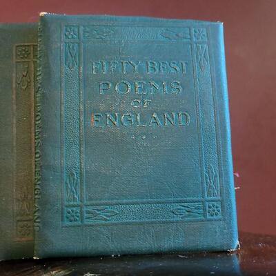 Lot 236: (5) Vintage Little Leather Mini Books Classics FEAT. OSCAR Wilde