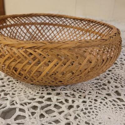 Lot 243: Basket Lot (3) Sizes & Shapes