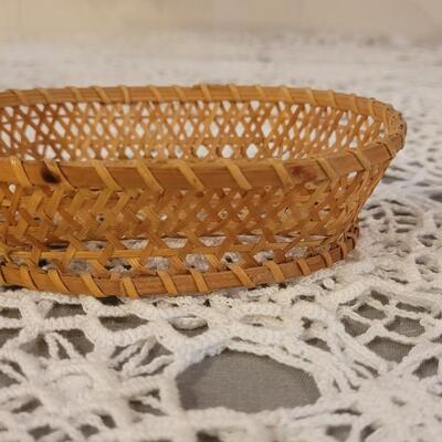 Lot 243: Basket Lot (3) Sizes & Shapes