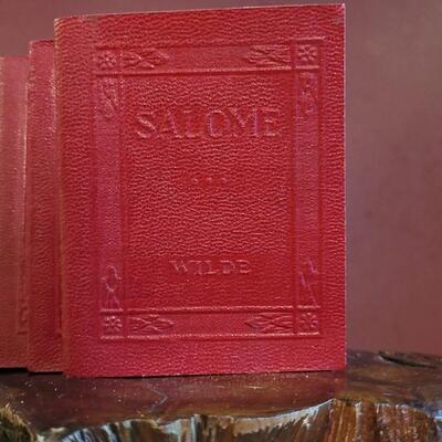 Lot 250: (5) Vintage Little Leather Mini Books Classics
