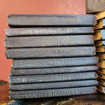 Lot 252: Vintage Mini Bible Collection
