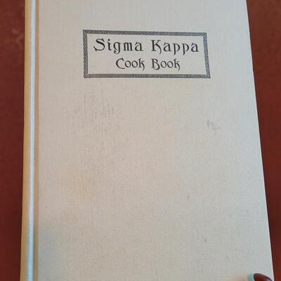 Lot 254: Vintage 1924 Denver SIGMA KAPPA Sorority Cook Book