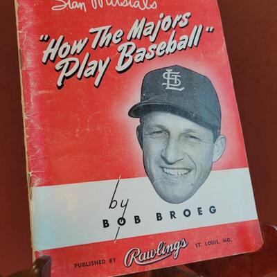 Lot 255: Vintage STAN MUSIAL'S "How The Majors Play Baseball"
