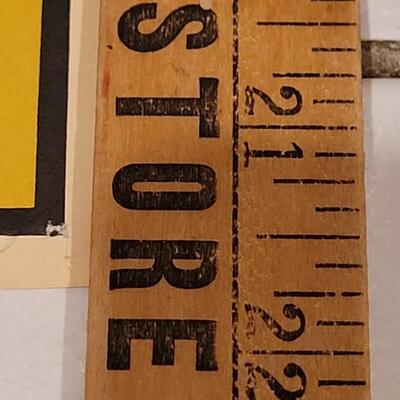 Lot 258: Vintage Fold Out Botanical Poster