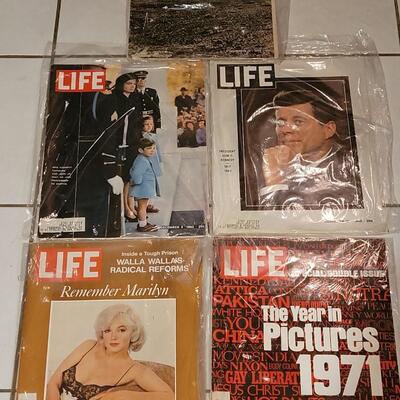 Lot 263: (5) Collectible LIFE Magazines - JFK, Marilyn Monroe and the Moonwalk