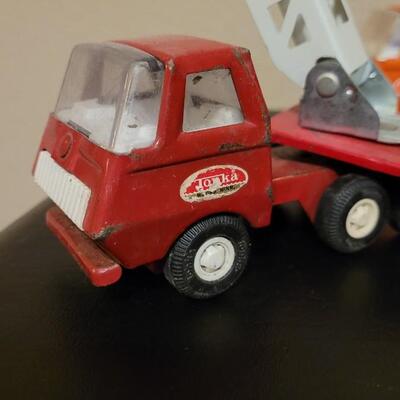 Lot 268: Vintage Tonka Mini Trucks and Trailers (2)