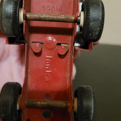 Lot 268: Vintage Tonka Mini Trucks and Trailers (2)