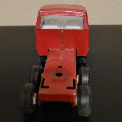 Lot 268: Vintage Tonka Mini Trucks and Trailers (2)