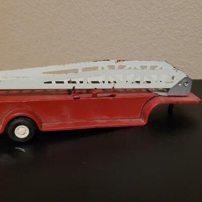Lot 269: Vintage Tonka Mini Trucks and Trailers (3)