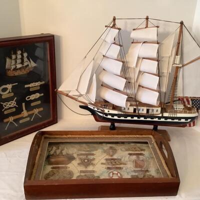 E578 Nautical Boat Model with Tray and Wall Hanging