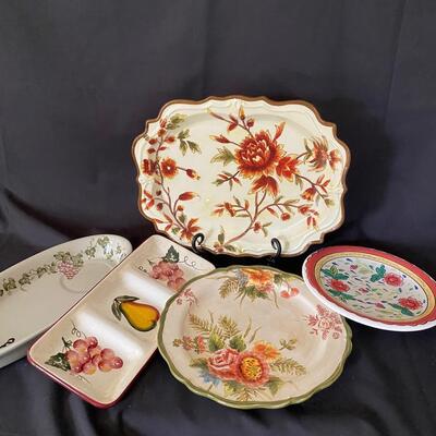 5 Decorative Plates