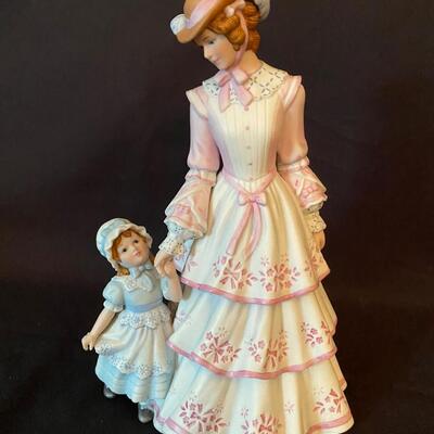 Lenox Fine Porcelain Lady Figurine
