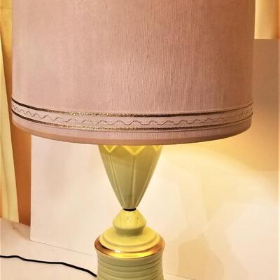 Lot #273  Vintage Mid Century Modern Table Lamp - works