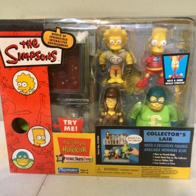 X 107. The Simpsons Collectors Lair
