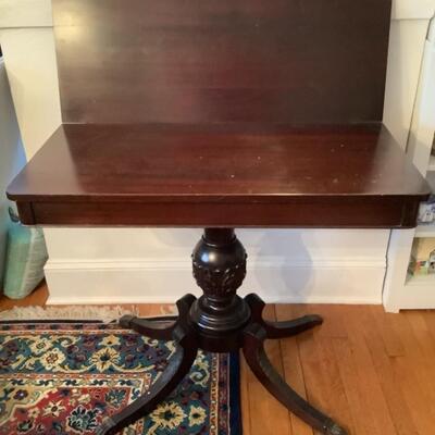 D586 Vintage Mahogany Duncan Phyfe Game Table