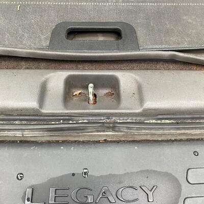 Silver Suburu Legacy 2004 Wagon Car