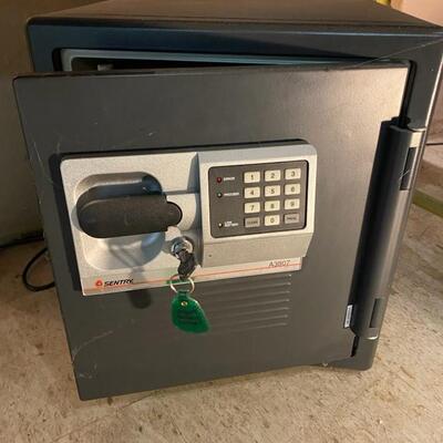 Sentry A3807 Key and Keypad Home or Office Safe