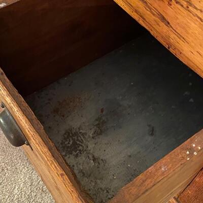 Early 20th Century Hoosier Oak Kitchen Cabinet