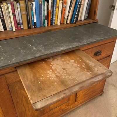 Early 20th Century Hoosier Oak Kitchen Cabinet