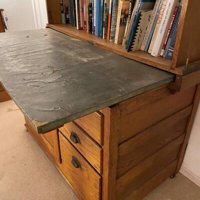 Early 20th Century Hoosier Oak Kitchen Cabinet