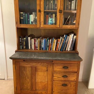 Early 20th Century Hoosier Oak Kitchen Cabinet
