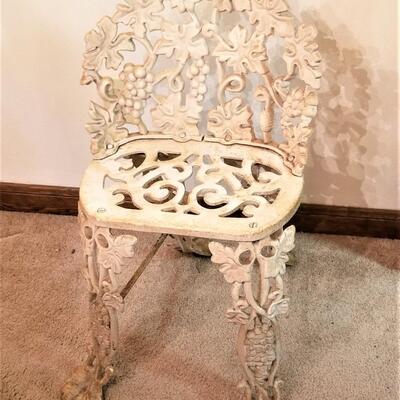 Lot #286  Charming Vintage Cast Iron Garden Chair