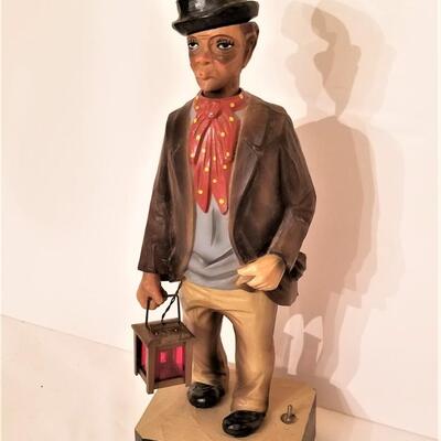 Lot #287  Cute Vintage Bar Decoration - Lamp lights up