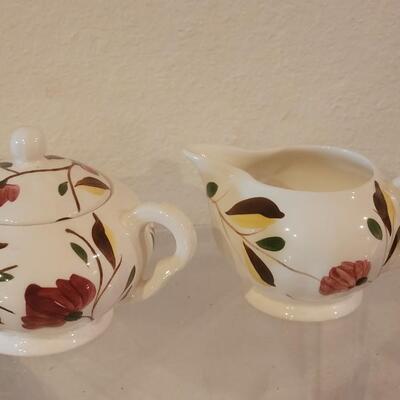 Lot 13: Blue Ridge Pottery Mixed Dish Set