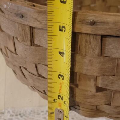 Lot 14: Antique Primitive Splint Wood Gathering Basket with Wood Handle