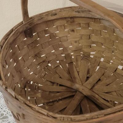 Lot 14: Antique Primitive Splint Wood Gathering Basket with Wood Handle