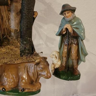 Lot 23: Vintage Creche German Nativity