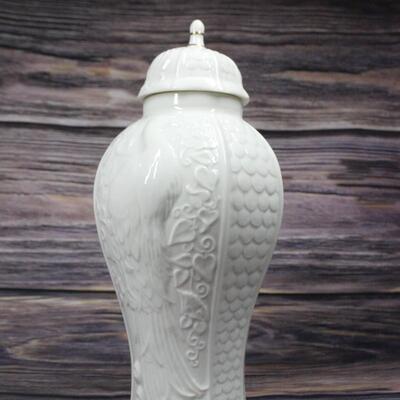 Vintage Belleek Millennium Collection Covered Ceramic Flower Vase Urn