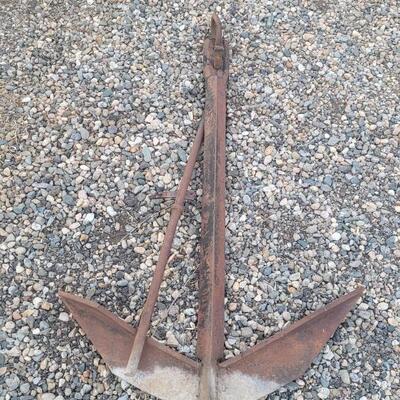 Lot 31: Antique Farm Tractor Single Point Tiller