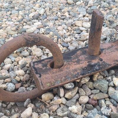 Lot 31: Antique Farm Tractor Single Point Tiller
