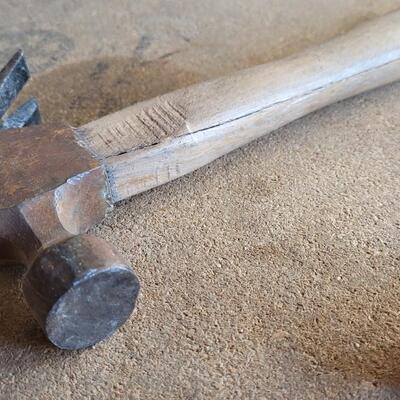 Lot 47: (3) Assorted Vintage Hammers
