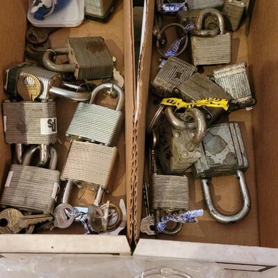 Lot 52: Lock with Keys Lot