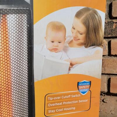 Lot 57: Vintage New in Box Quartz Radiant Heater 1500 Watts