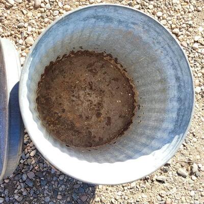 Lot 61: Vintage Farmhouse 15" x 17" Metal Storage Can w/ Lid
