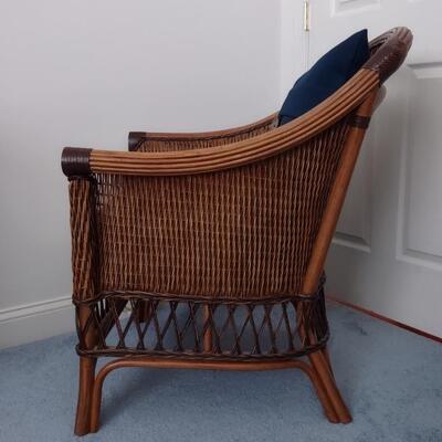 Lot 325: Wicker Accent Chair With Cushions