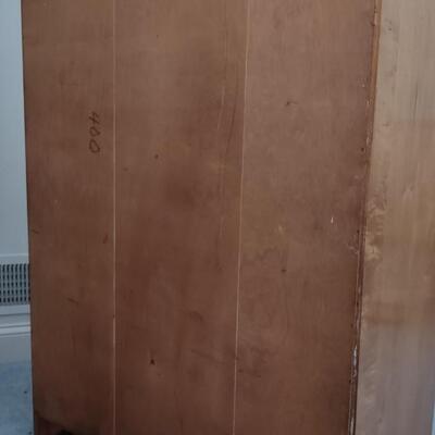 Lot 326: 7 Drawer Wooden Dresser