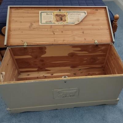 Lot 327: The Franklin Hope Chest By Franklin Shocked Company