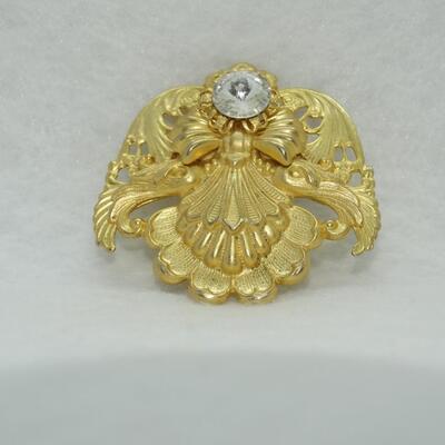 Signed Gold Tone Christmas Angel Pin