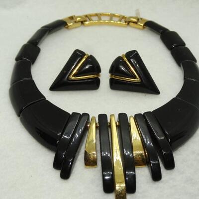 Napier Egyptian Style Black & Gold Tone Necklace & Screw Back Earrings