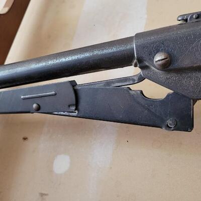 Lot 64: Vintage Model #25 Engraved DAISY BB Gun