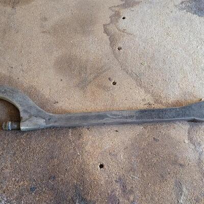 Lot 65: Antique and Vintage Tool Bundle