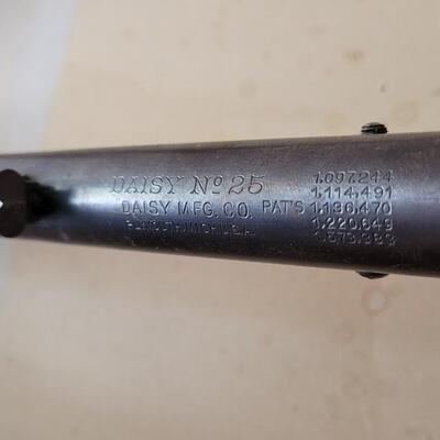 Lot 70: Vintage Model # 25 DAISY BB Gun Long Rifle #2