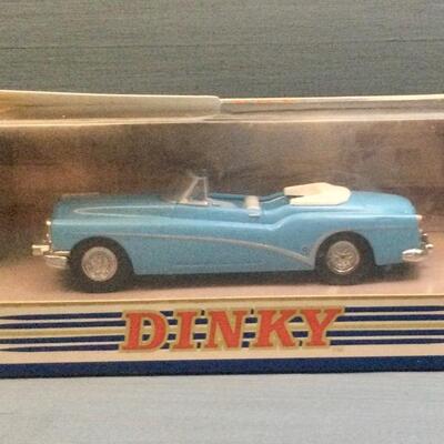 Dinky die cast car ,  1953 Buick Skylark